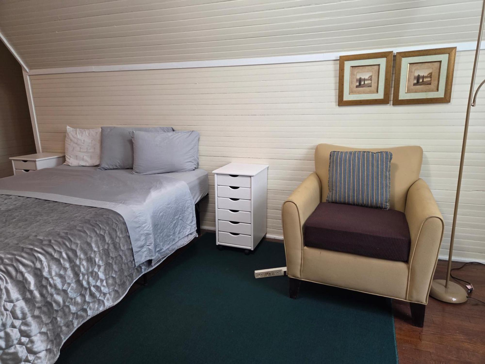 Отель Brick House Retreat Hamlet Экстерьер фото